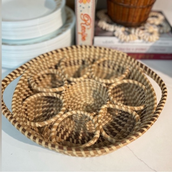 VINTAGE RATTAN DRINKWEAR TRAY - Picture 1 of 13